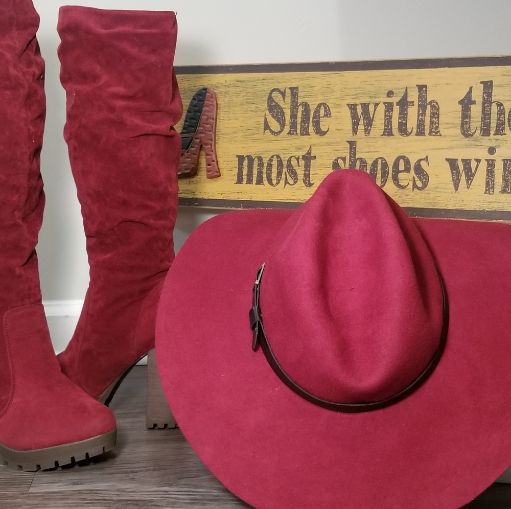 Class Act Boots and Hat